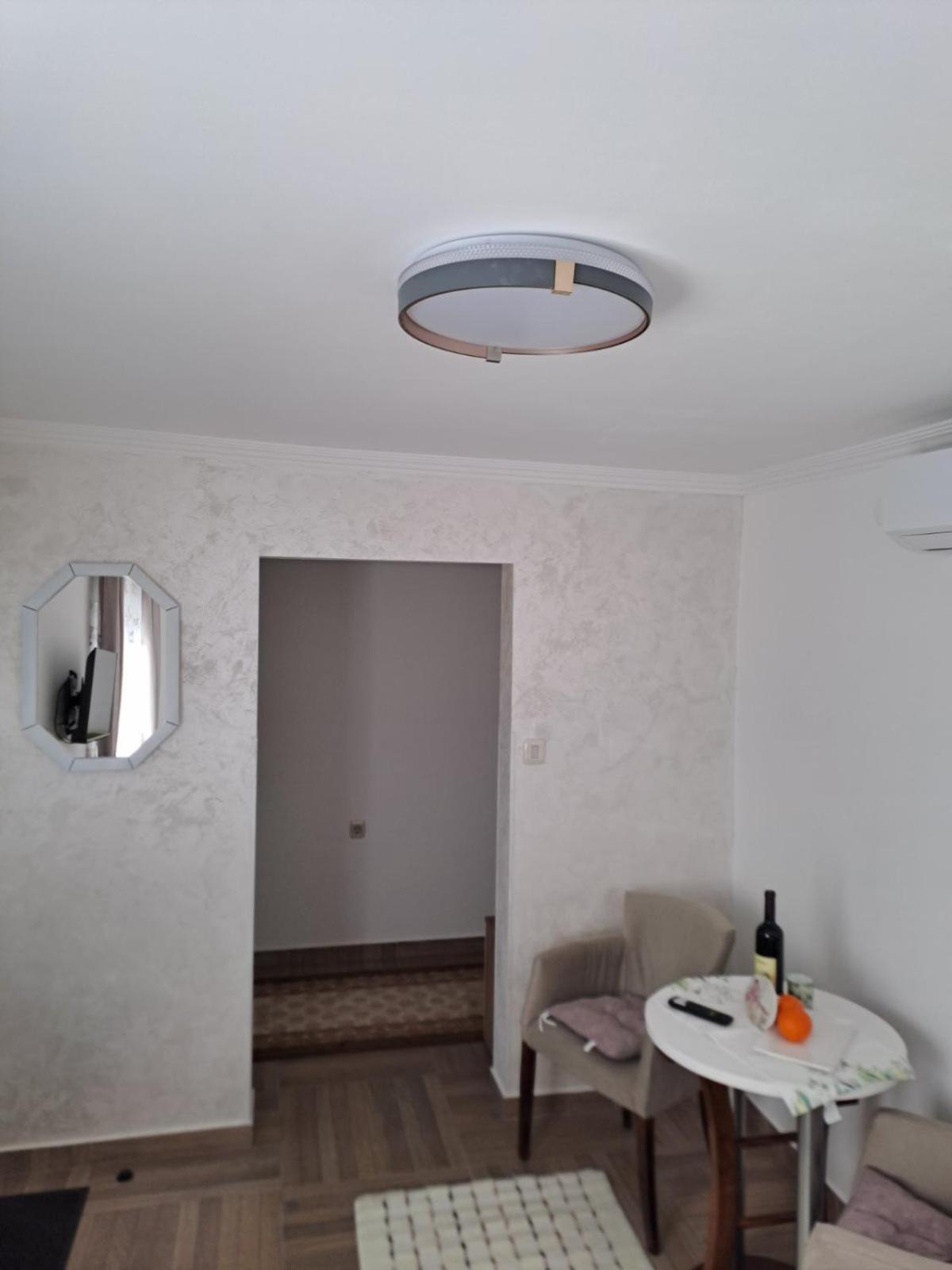 Apartmani Emily & Jully Никшич Экстерьер фото