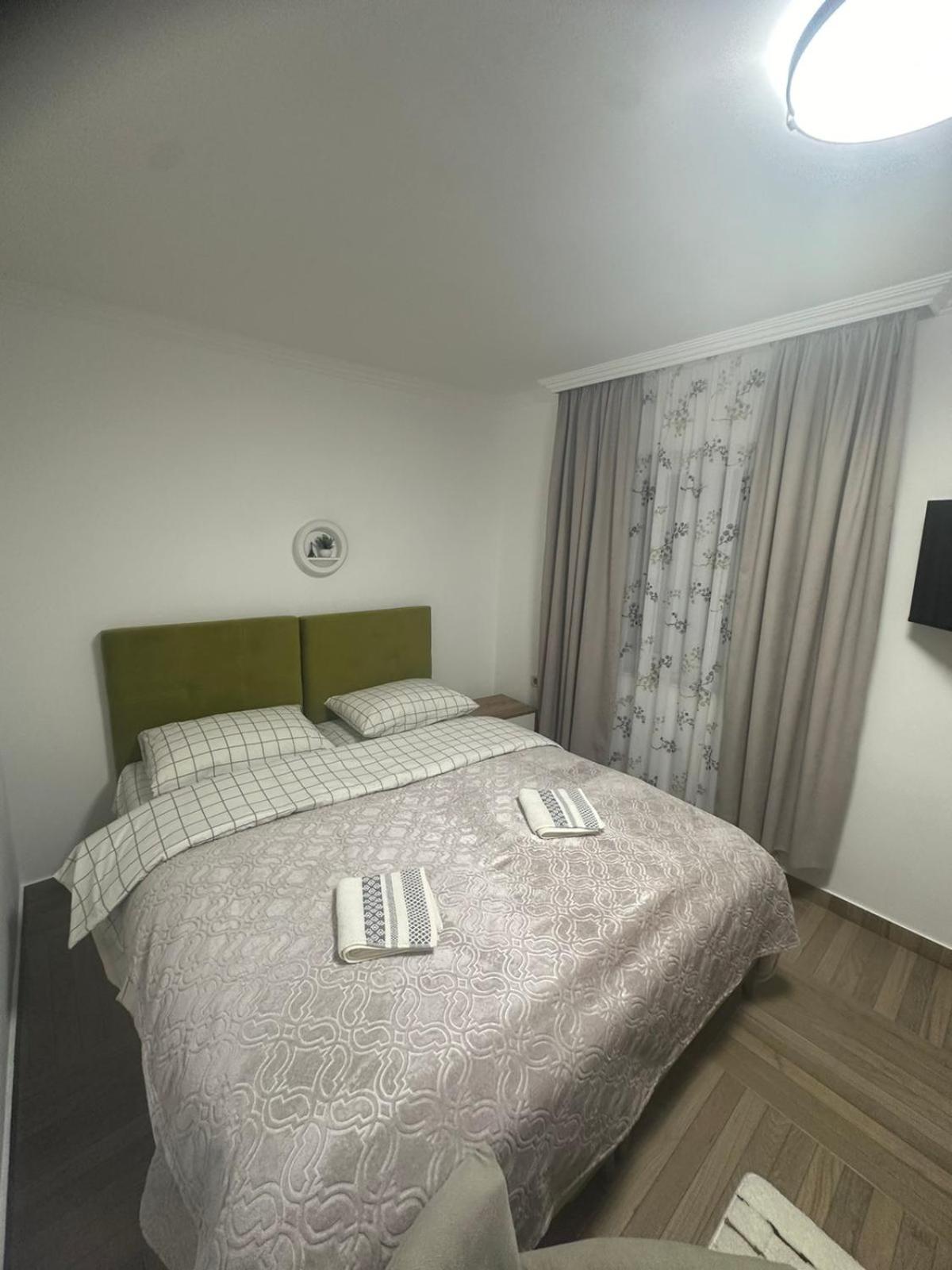 Apartmani Emily & Jully Никшич Экстерьер фото
