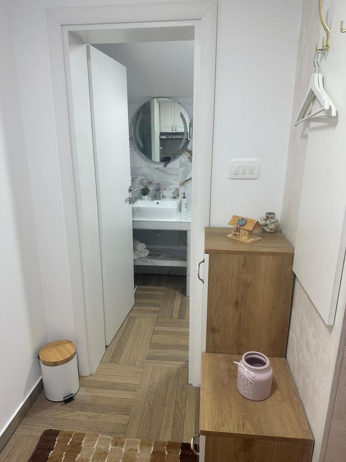 Apartmani Emily & Jully Никшич Экстерьер фото